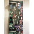 Монстер хай Гулия побережье черепа Моnster High Skull Shores Ghoulia Yelps