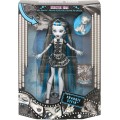 Колекційна кукла лялька Monster High 2022 Frankie Stein in Black and White, Reel Drama Монстер Хай  Френкі Штейн Драма