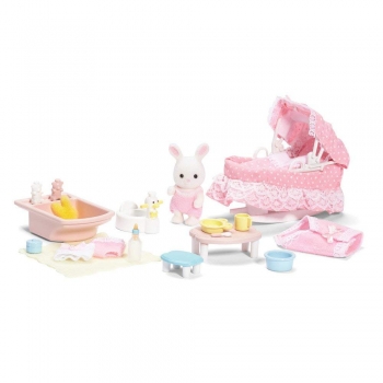 Игровой набор Calico Critters забота о Софи с колыбелькой Sylvanian Families Sophie's Love 'n Care