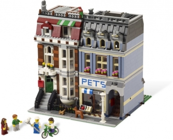 Lego Town Modular Houses 10218 Pet Shop