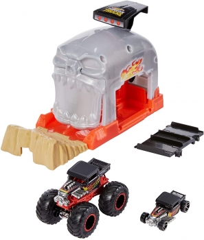 Трек Hot Wheels Хот Вилс Пусковой гараж Костяной шейкер Монстр Трак Monster Truck Pit & Launch Bone Shaker 