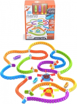 HEXBUG Nano Land, сенсорні іграшки для дітей та кішок, що складаються з більш ніж 40 деталей та 3 нано-жуків